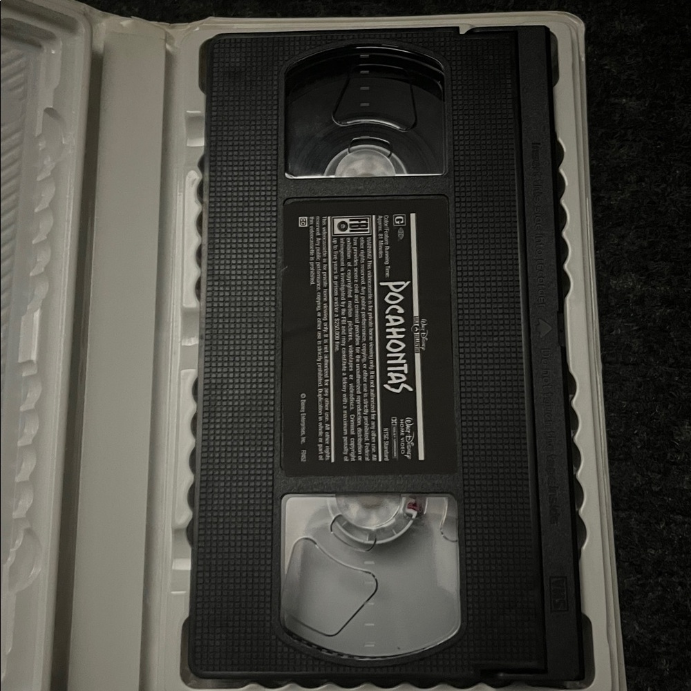 Walt Disney Gold Collection , 7 VHS : The Fox and the Hound VHS & Other Lot . - Picture 5 of 11